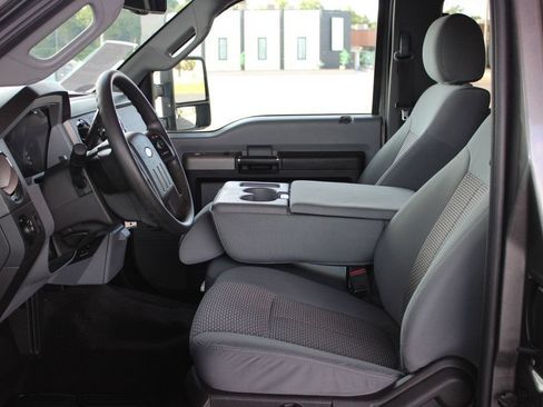 Used 2014 Ford F250 XLT AWD/4WD image 5