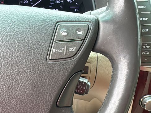 Used 2011 Lexus LS 460 w/ Comfort Pkg image 24