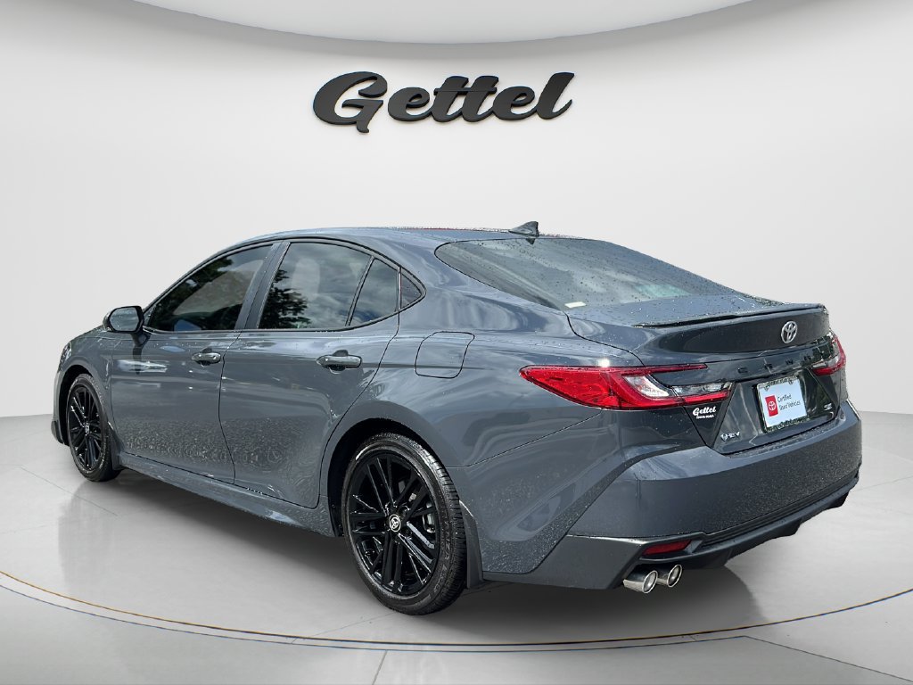 Used 2025 Toyota Camry LE FWD image 7