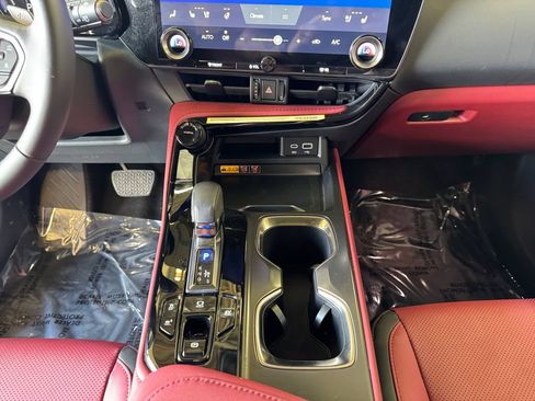 Used 2025 Lexus NX 350h AWD w/ Accessory Package (Z2) image 11