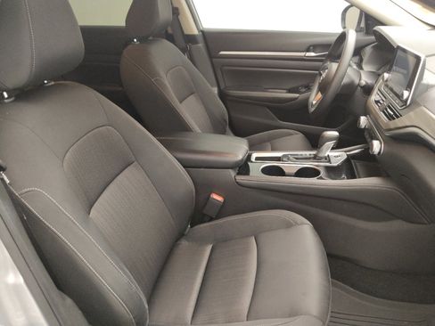 Used 2023 Nissan Altima 2.5 SV FWD image 21