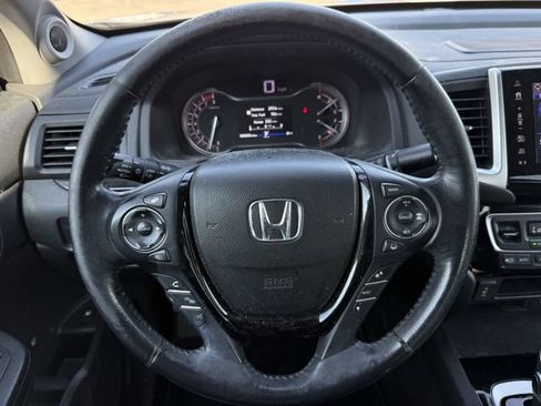 Used 2017 Honda Ridgeline RTL-E image 12