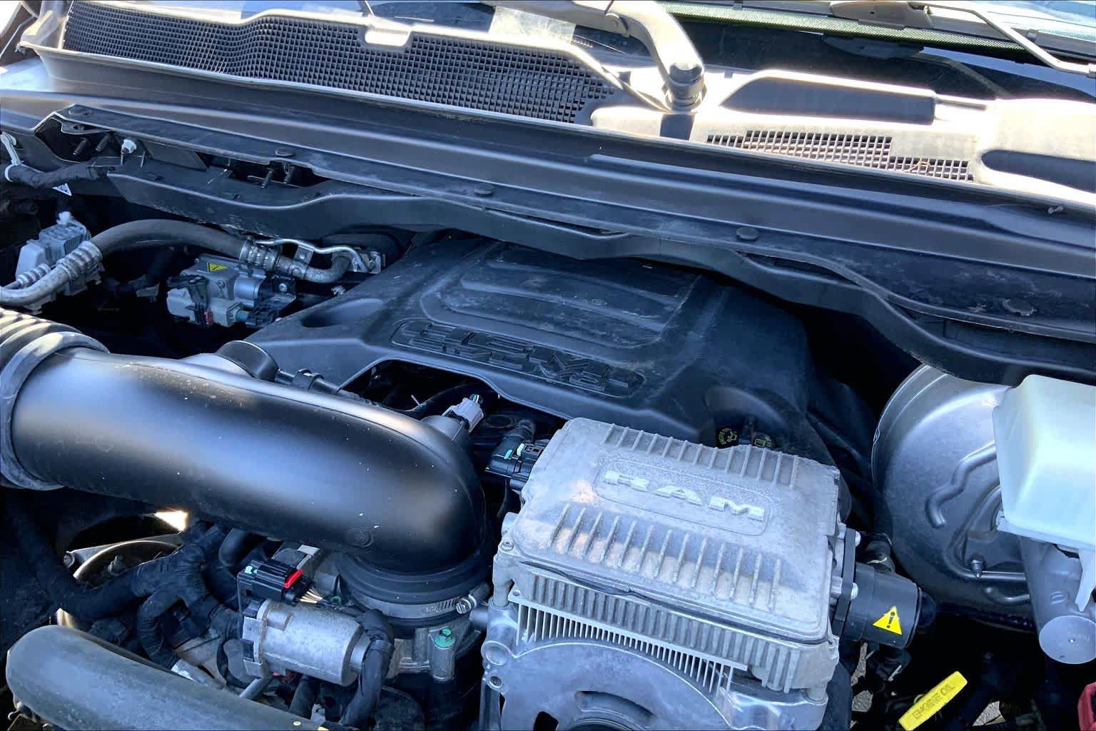 Used 2021 RAM 1500 Limited w/ Off Road Group AWD/4WD image 29