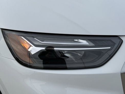 Used 2024 Audi Q5 2.0T Premium Plus image 12