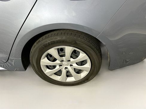 Used 2023 Toyota Corolla LE w/ Carpet Mat Package (TMS) image 11