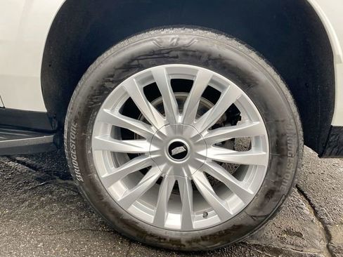 Certified 2023 Cadillac Escalade ESV Luxury image 34