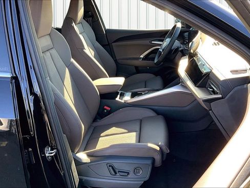 New 2025 Audi Q5 Premium Plus image 11