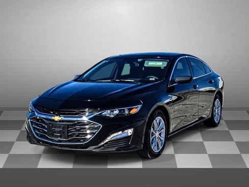 Certified 2024 Chevrolet Malibu LT image 3