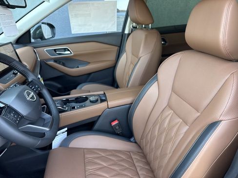 New 2026 Nissan Rogue Platinum AWD/4WD image 5