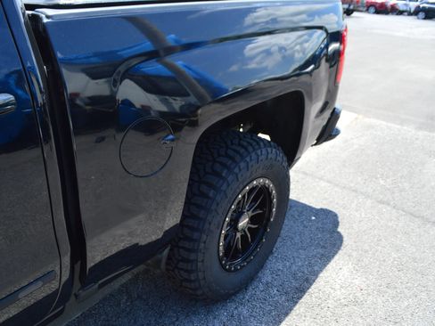 Used 2018 Chevrolet Silverado 1500 LTZ Z71 w/ LTZ Plus Package AWD/4WD image 4