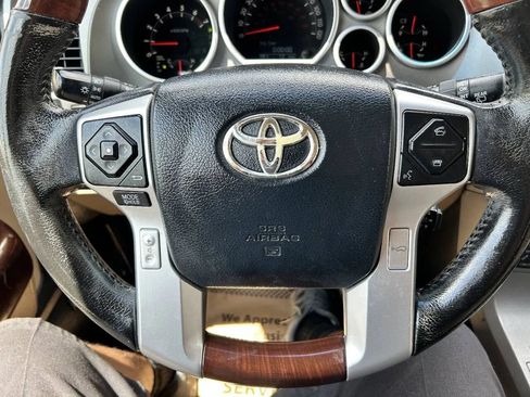 Used 2016 Toyota Sequoia Platinum RWD image 19