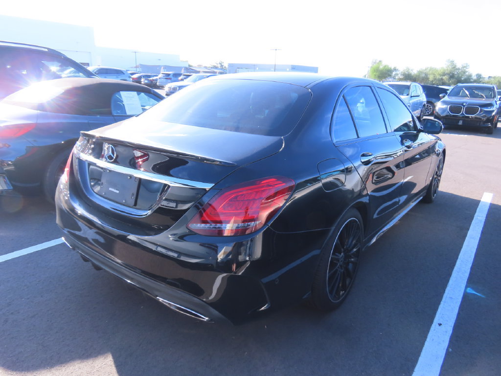 Used 2021 Mercedes-Benz C 300 Sedan image 4