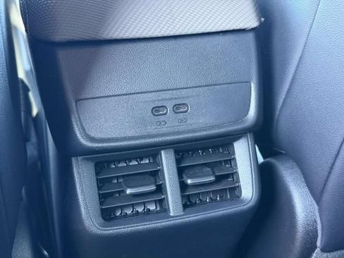 Used 2026 Chevrolet Equinox LT w/ Convenience Package II AWD/4WD image 15