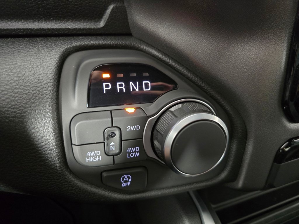 New 2026 RAM 1500 Express AWD/4WD image 29