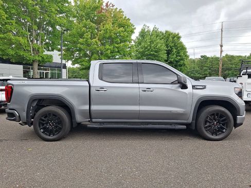 Used 2024 GMC Sierra 1500 Elevation AWD/4WD image 4