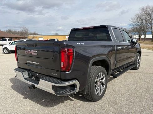 Used 2022 GMC Sierra 1500 SLT AWD/4WD image 9