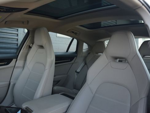 Certified 2024 Porsche Panamera 4 AWD/4WD image 5