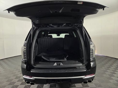 Used 2025 Chevrolet Tahoe High Country RWD image 29