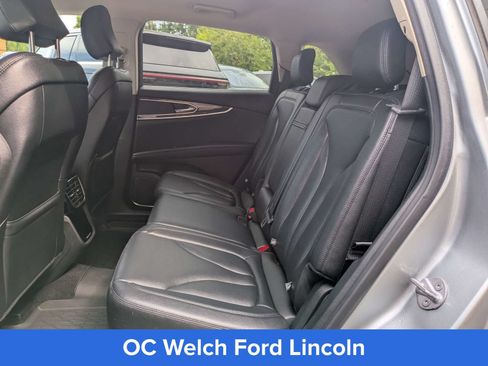 Certified 2022 Lincoln Nautilus FWD w/ Premium Package image 9