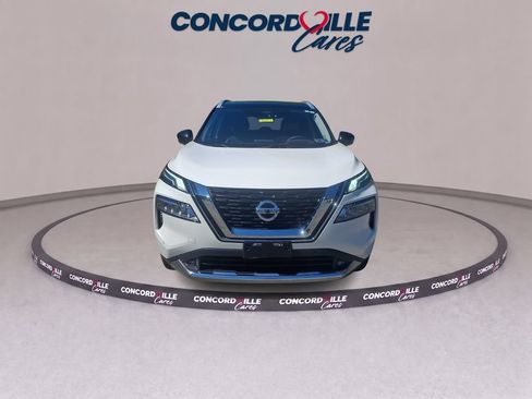 Certified 2021 Nissan Rogue Platinum AWD/4WD image 3