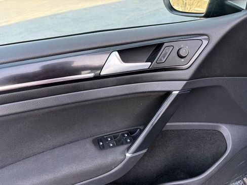 Used 2017 Volkswagen GTI S image 23