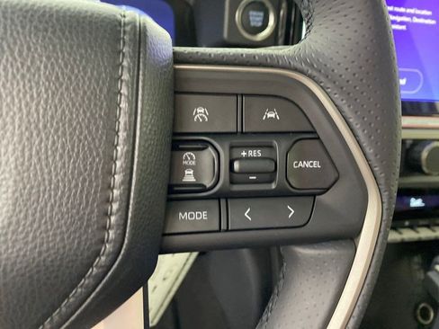 New 2025 Toyota 4Runner Limited image 16