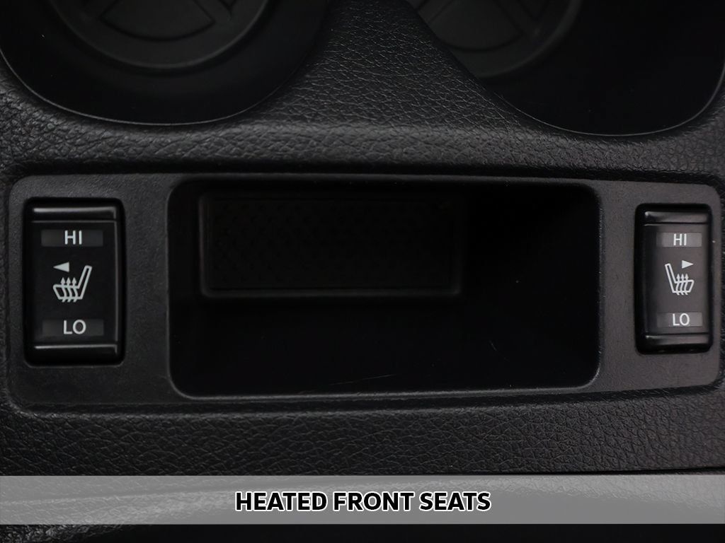 Used 2017 Nissan Rogue SV AWD/4WD image 7