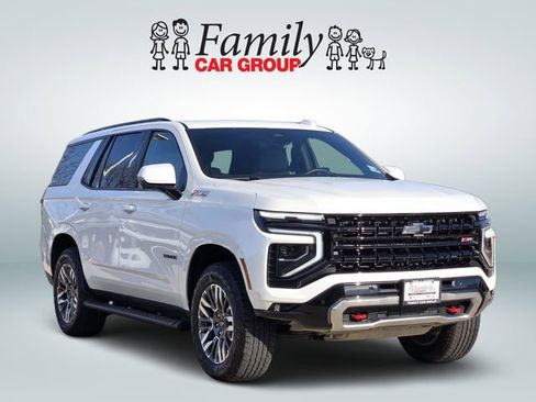 Used 2025 Chevrolet Tahoe Z71 w/ Comfort Package image 2