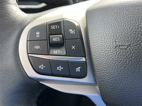 Used 2023 Ford Explorer Limited w/ Limited Technology Package image 33