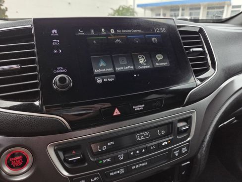 Used 2025 Honda Passport EX-L image 9