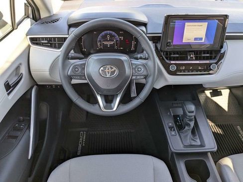 New 2026 Toyota Corolla Cross LE FWD image 16
