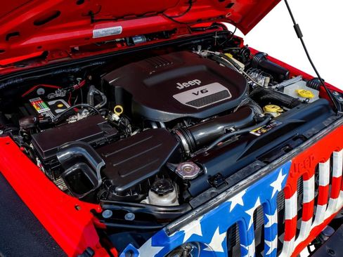 Used 2017 Jeep Wrangler Unlimited Sport w/ Connectivity Group image 54