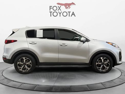 Used 2021 Kia Sportage LX image 7