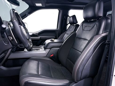 Used 2019 Ford F150 Raptor w/ Equipment Group 802A Luxury AWD/4WD image 6