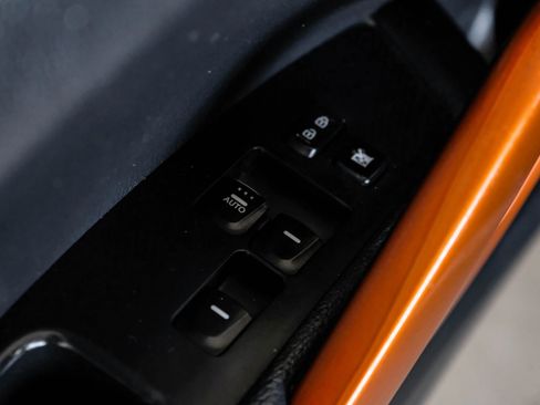 Used 2016 Hyundai Veloster Turbo image 36