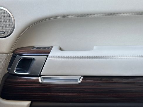 Used 2017 Land Rover Range Rover Long Wheelbase Supercharged image 50