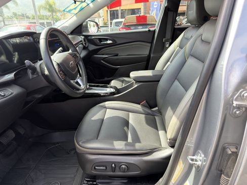 Used 2024 Chevrolet Trax ACTIV w/ Sunroof Package FWD image 20