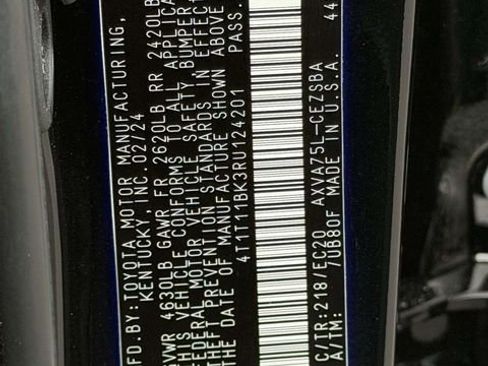 Used 2024 Toyota Camry SE w/ Convenience Package image 28