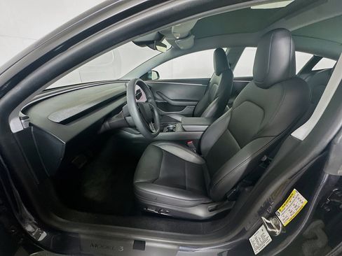 Used 2024 Tesla Model 3 Standard Range RWD image 13