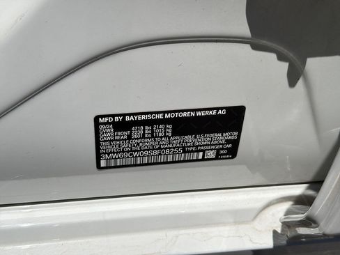 Used 2025 BMW 330i Sedan RWD image 35