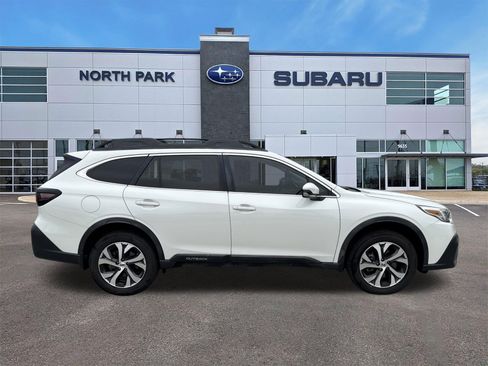 Used 2020 Subaru Outback Limited XT w/ Popular Package #2 AWD/4WD image 2