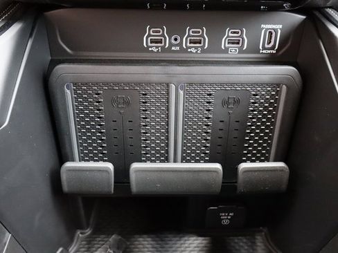 New 2025 RAM 2500 Rebel w/ Rebel Level 2 Equipment Group image 28