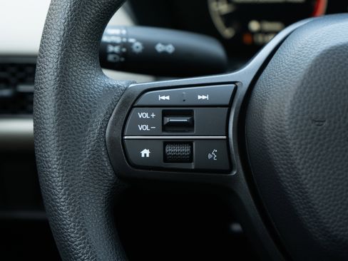 Certified 2026 Honda HR-V LX image 20