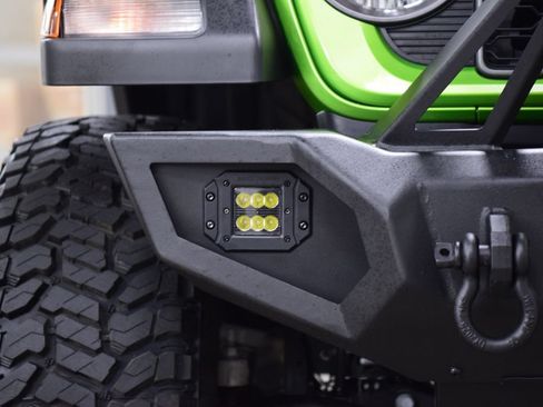 Used 2025 Jeep Wrangler Sport AWD/4WD image 14