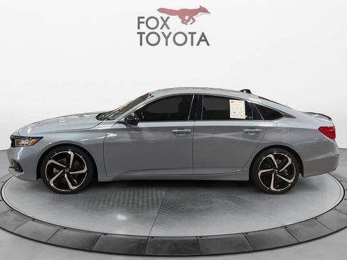 Used 2022 Honda Accord Sport image 2
