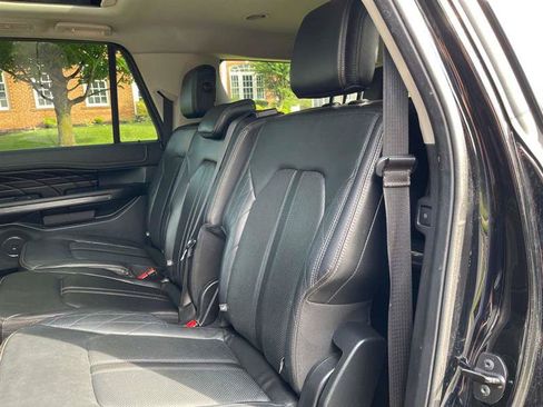 Used 2018 Ford Expedition Max Platinum AWD/4WD image 43