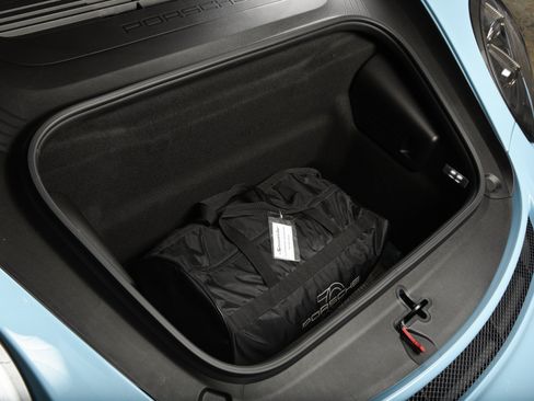 Used 2019 Porsche 911 Speedster RWD image 26