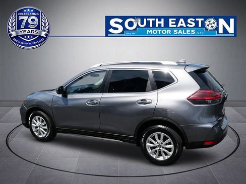 Used 2018 Nissan Rogue SV FWD image 8