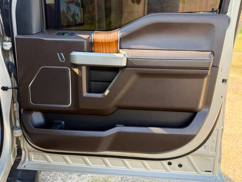 Used 2018 Ford F150 King Ranch w/ Trailer Tow Package image 28