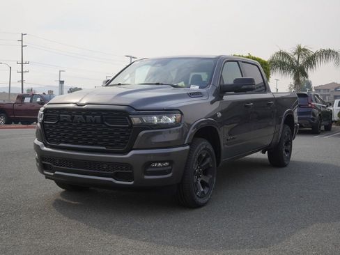 New 2026 RAM 1500 4x4 Crew Cab image 8